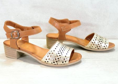 Дамски сандали на нисък ток от естествена кожа в кафяво и златисто - модел Джоан