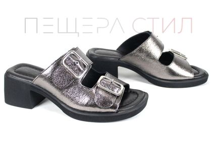 Дамски чехли Brilla Doppia от естествена кожа в цвят платина с ток