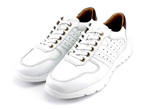 Pantofi casual bărbați în alb 
