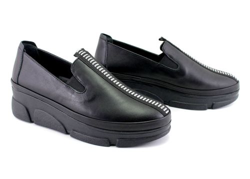 Pantofi de damă, casual, în negru - Model Mirella.