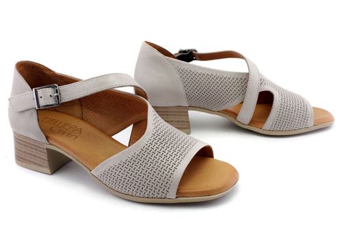 Sandale de dama din piele naturala de culoare gri argintiu - Model Lily.