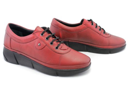 Дамски ежедневни обувки в червено - Модел Амелия.