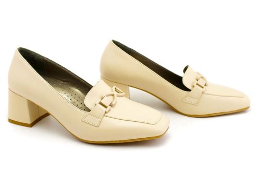 Pantofi formali dama in bej, model Conchita.