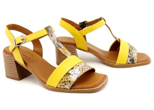 Sandale de dama din piele naturala de culoare galben si galben sarpe cu toc mediu - Model Rosalia.