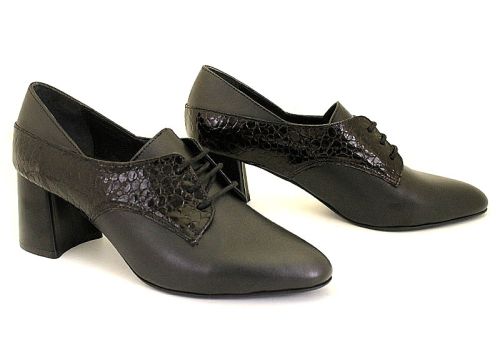 Pantofi formali dama din piele naturala si lac negru - Model Verona.