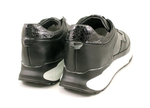 Мъжки спортни обувки от естествена кожа в черно - Модел Клаудио