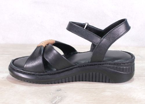 Дамски сандали в черно - модел Лорена