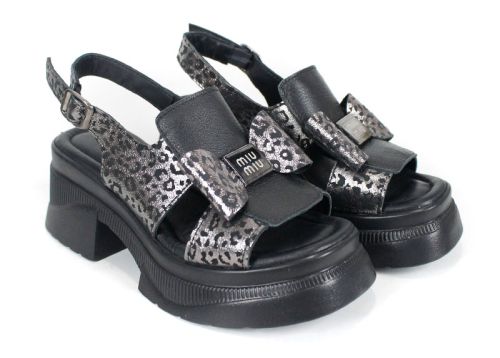 сандали NOVA с леопардов акцент – детайл отпред