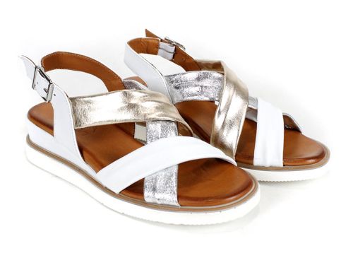 "Luccia" – Дамски сандали от естествена кожа с кръстосани каишки в бяло, златно и сребристо