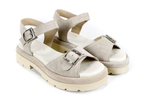 Дамски сандали Terra Vibe от естествен велур в бежово с катарами и платформа-3