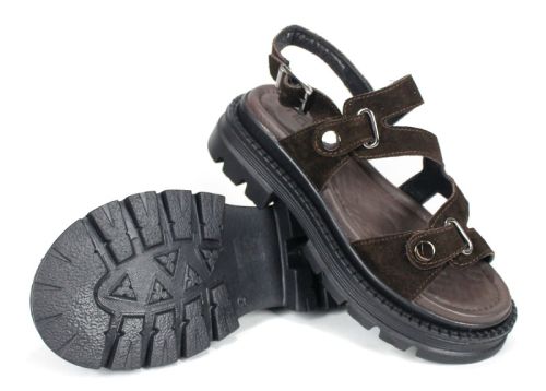 дамски сандали Terra Rise от естествен велур в тъмнокафяво с анатомична стелка и платформа с грайфер