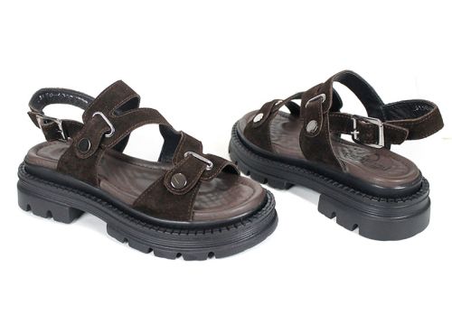 дамски сандали Terra Rise от естествен велур в тъмнокафяво с анатомична стелка и платформа с грайфер