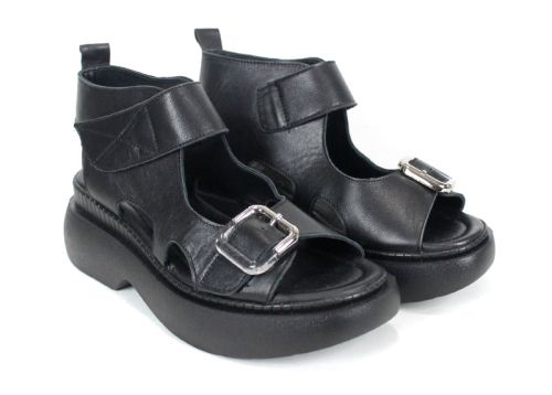 Дамски сандали Luna Forte от естествена кожа с черна платформа и катарама