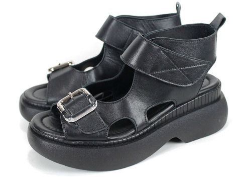 Дамски сандали Luna Forte от естествена кожа с черна платформа и катарама