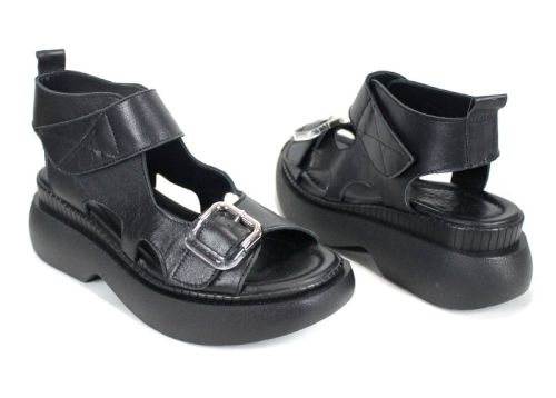 Дамски сандали Luna Forte от естествена кожа с черна платформа и катарама