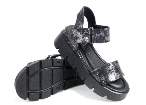 дамски сандали Каролина естествена кожа сребристо с платформа