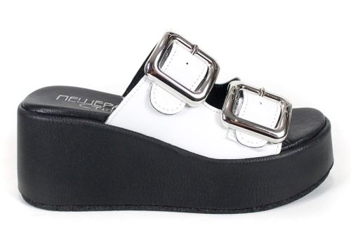 дамски чехли Caffè Leggero от естествена кожа в бяло с платформа