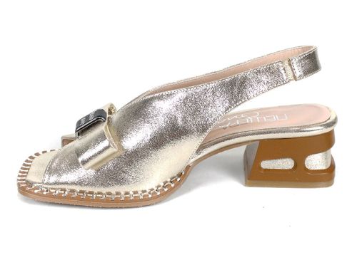 дамски златисти сандали от естествена кожа с отворена пета модел Lucia Forte