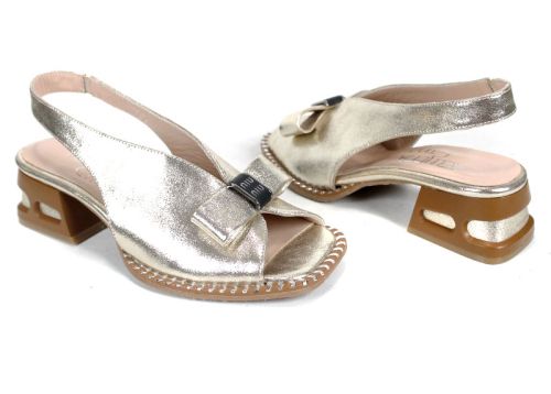 дамски златисти сандали от естествена кожа с отворена пета модел Lucia Forte