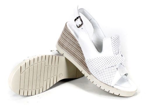 Дамски сандали Sole Luminosa от естествена кожа – бели с перфорирана панделка, на платформа