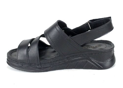 Astra Nero – дамски сандали от черна естествена кожа с ниска платформа, кожен хастар и стелка, удобен модел с велкро закопчаване