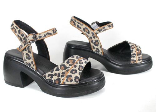 дамски сандали от естествена кожа с леопардов принт Brilla Notte – ниска платформа и регулируеми каишки