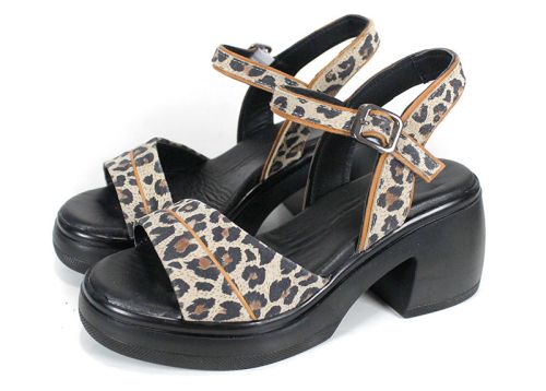 дамски сандали от естествена кожа с леопардов принт Brilla Notte – ниска платформа и регулируеми каишки