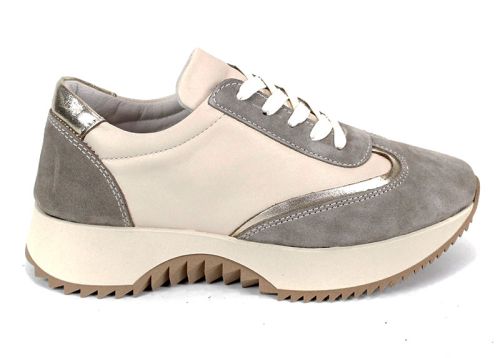 Дамски сникърси Eleganza Viso – естествена кожа бежова и визон велур със златист акцент