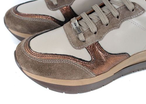 Дамски сникърси Cuoio Brillante от естествена кожа и велур с бакърен акцент