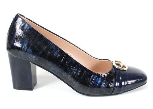 дамски обувки Notte Brillante от естествен лак в тъмносин цвят със златист детайл и ток