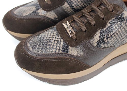 Дамски сникърси Елеа от кафяв велур, кожа флотер и змийски принт