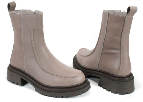 Дамски боти от естествена кожа в цвят визон Luce Velluto с плюшен хастар, стабилно ходило с грайфер и модерен дизайн тип мокасин