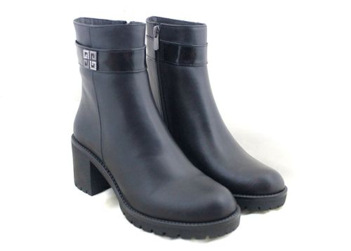 дамски елегантни боти Serena Forte от естествена кожа с ток, топъл хастар и декоративен акцент