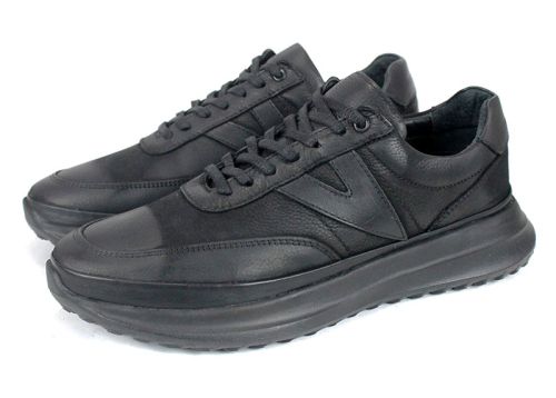 Мъжки ежедневни обувки Делато от естествен набук и кожа в черно, със стелка и хастар от естествена кожа.