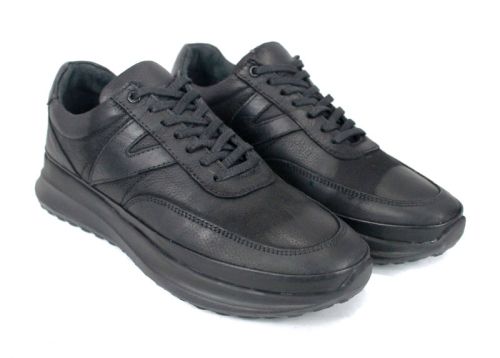 Мъжки ежедневни обувки Делато от естествен набук и кожа в черно, със стелка и хастар от естествена кожа.