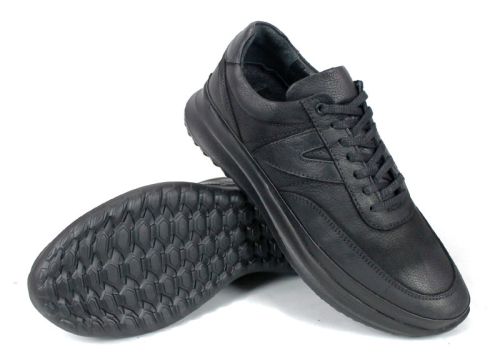 Мъжки ежедневни обувки Делато от естествен набук и кожа в черно, със стелка и хастар от естествена кожа.