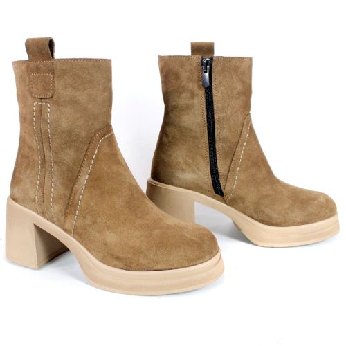 дамски боти Tierra Viva от естествен велур в цвят тютюн с висок ток, платформа и топъл плюшен хастар