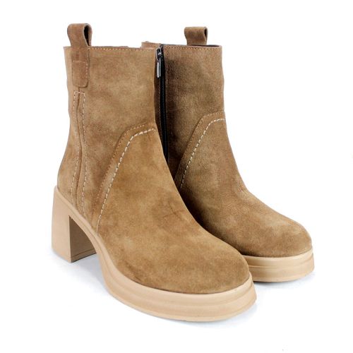 дамски боти Tierra Viva от естествен велур в цвят тютюн с висок ток, платформа и топъл плюшен хастар