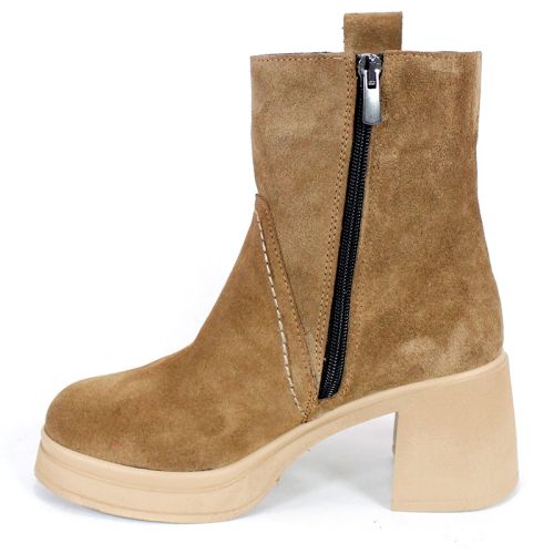 дамски боти Tierra Viva от естествен велур в цвят тютюн с висок ток, платформа и топъл плюшен хастар