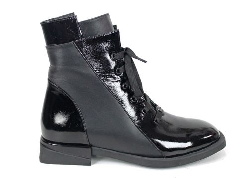 Дамски елегантни боти Luna Elegante от естествен лак – черни