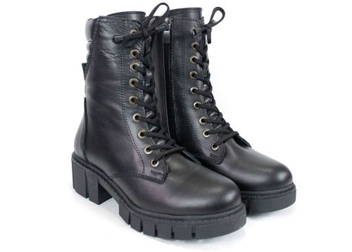 Дамски кубинки от естествена кожа – черни, с ток