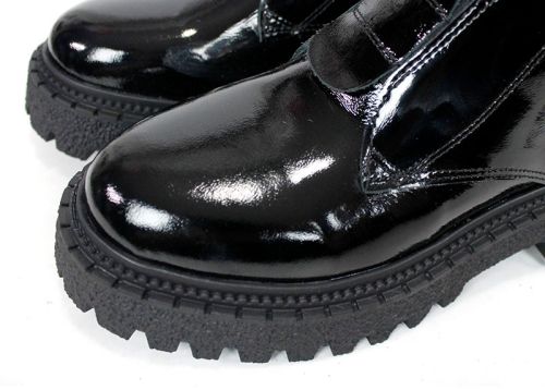 дамски боти Nero Flare естествен лак черни без връзки с ластик и зимно ходило