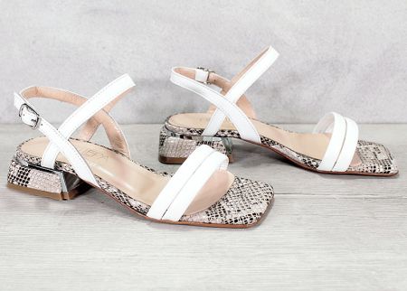 Дамски сандали на нисък ток от естествена кожа в бяло - модел Зоуи