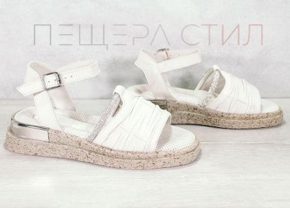Дамски сандали от естествена кожа в светло бежово - модел Анкона