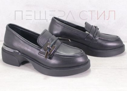 Дамски лоуфъри от естествена кожа в черно - модел Classic Edge Loafer