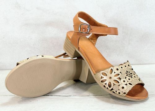 Дамски сандали на нисък ток от естествена кожа в кафяво и златисто - модел Джанис