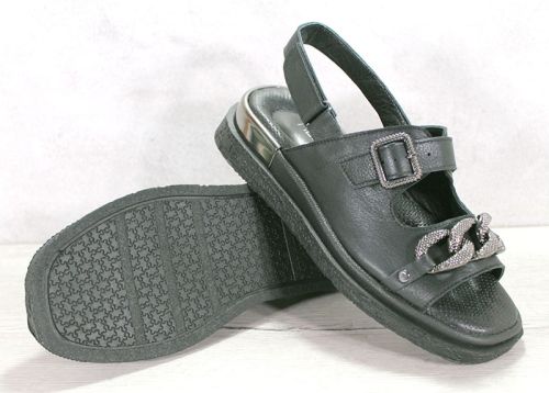 Дамски сандали от естествена кожа в черно - модел Сеньорита