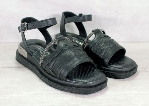 Дамски сандали от естествена кожа в черно - модел Анкона