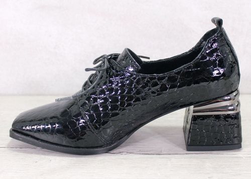 Luxe Croco Black Lacquer: Дамски елегантни обувки от черен кроко лак - Модел Сара